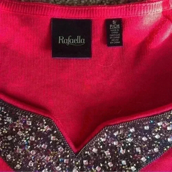 NWT Rafaella Red decorative neck jeweled top size small - Picture 3 of 5